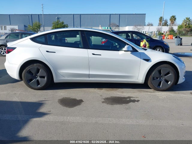 Tesla Model 3 Rear-wheel Drive 2023 5YJ3E1EA6PF606131 Image 13