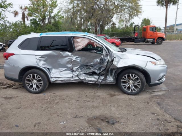 JA4AD2A32HZ038473 Mitsubishi Outlander Es
