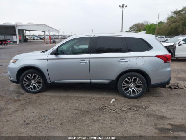 JA4AD2A32HZ038473 Mitsubishi Outlander Es