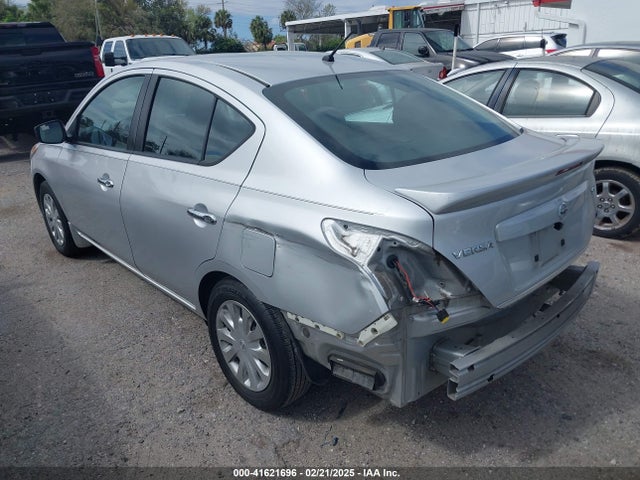 3N1CN7AP0HL824553 Nissan Versa 1.6 Sv