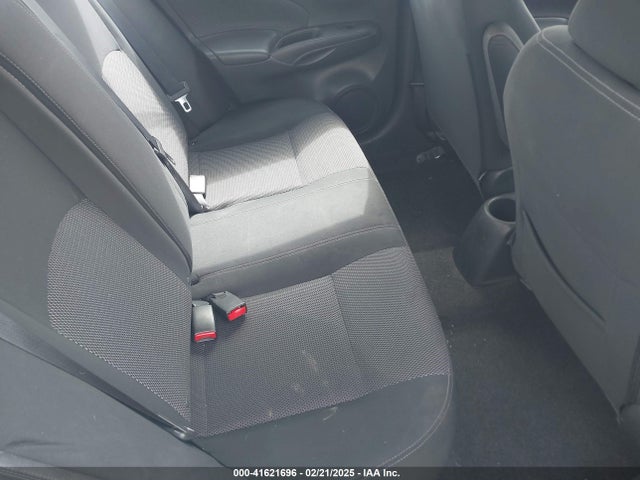 3N1CN7AP0HL824553 Nissan Versa 1.6 Sv