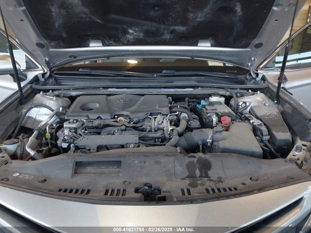 4T1B11HK8JU658463 Toyota CAMRY SE