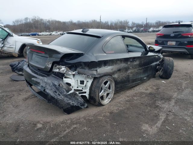 2011 BMW 135I WBAUC9C51BVM10510 Photo 3