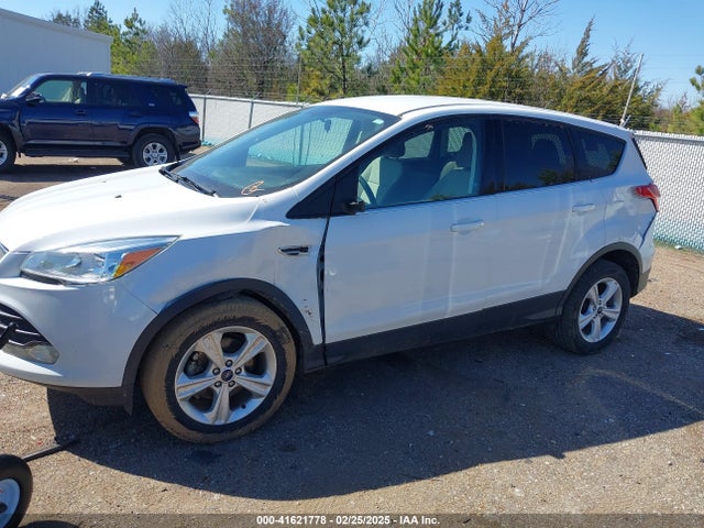 1FMCU0GX3EUD93542 Ford ESCAPE SE