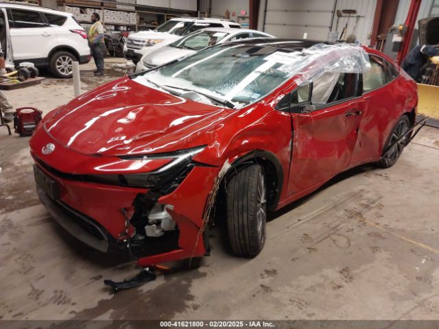 JTDADABU8R3013976 Toyota Prius Xle Awd-e