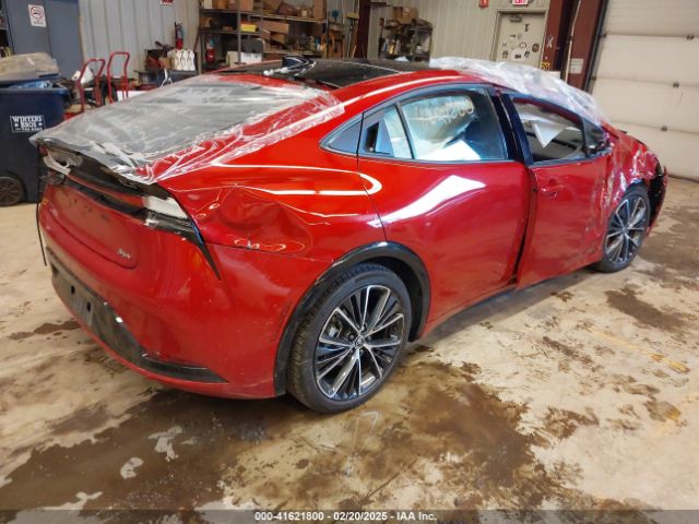JTDADABU8R3013976 Toyota Prius Xle Awd-e