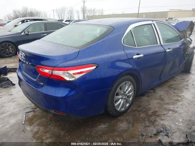 4T1B11HK9JU518339 Toyota CAMRY LE