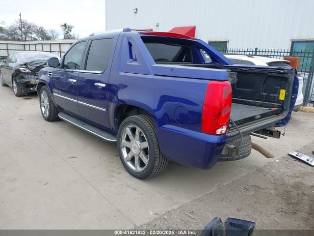2010 CADILLAC ESCALADE EXT 3GYVKMEF5AG207849 Photo 2