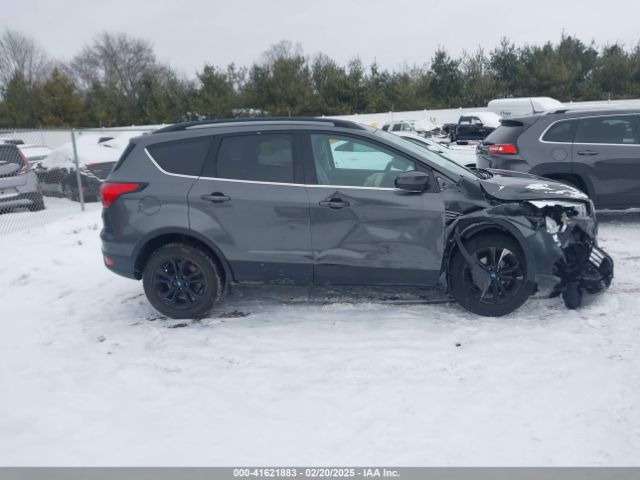 1FMCU0HD1KUA59767 Ford ESCAPE SEL