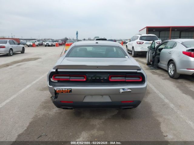 2C3CDZAG1JH276478 Dodge Challenger Sxt