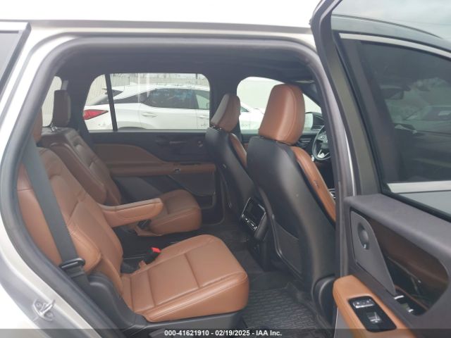 5LM5J7WC3NGL22118 Lincoln Aviator Reserve