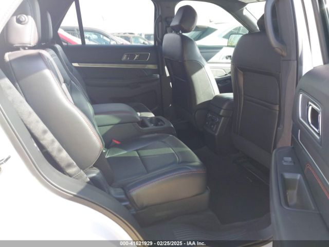 1FM5K8GT5HGD23666 Ford EXPLORER SPORT