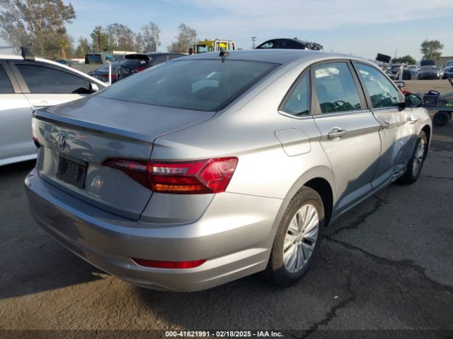 3VWC57BU9KM217518 Volkswagen Jetta 1.4t R-line/1.4t S/1.4t Se