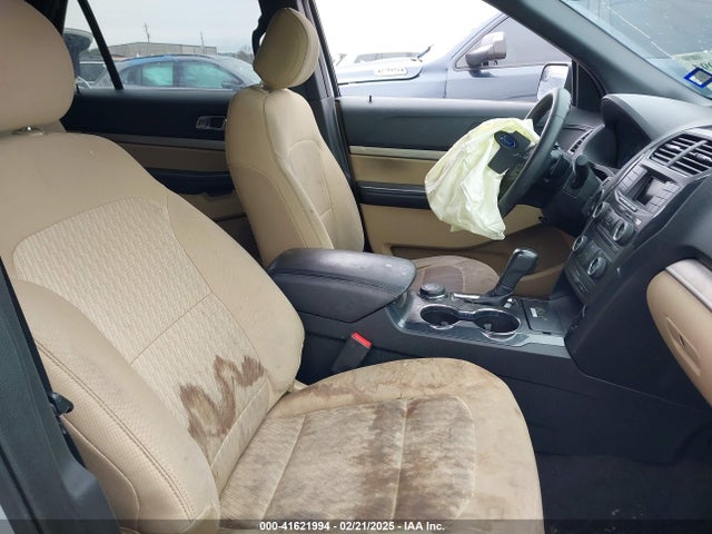 1FM5K8B81HGC14897 Ford Explorer