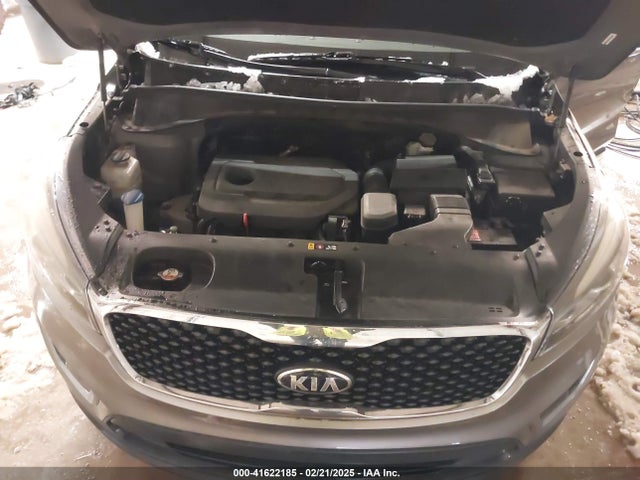 5XYPG4A37GG013620 KIA Sorento 2.4l Lx