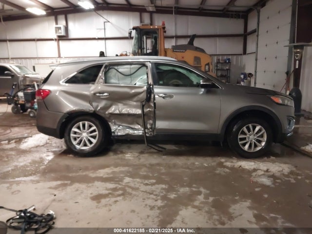 5XYPG4A37GG013620 KIA Sorento 2.4l Lx