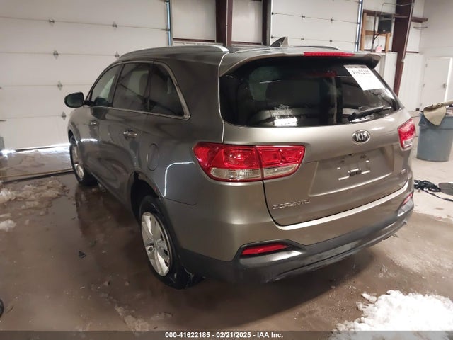 5XYPG4A37GG013620 KIA Sorento 2.4l Lx