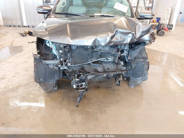 1FMJU1JT8KEA82990 Ford Expedition Xlt