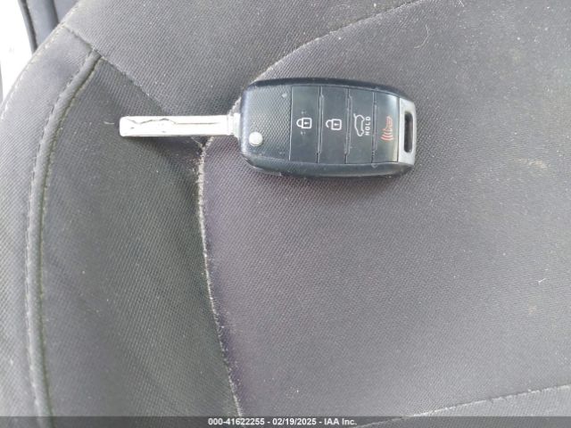 KNDJN2A27K7020015 KIA Soul