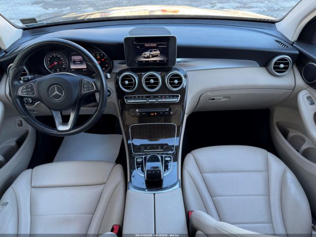 WDC0G4JB0GF071901 Mercedes-Benz GLC 300
