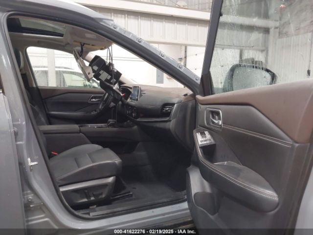 JN8AT3CA2MW020341 Nissan Rogue Sl Fwd