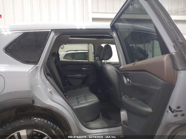 JN8AT3CA2MW020341 Nissan Rogue Sl Fwd