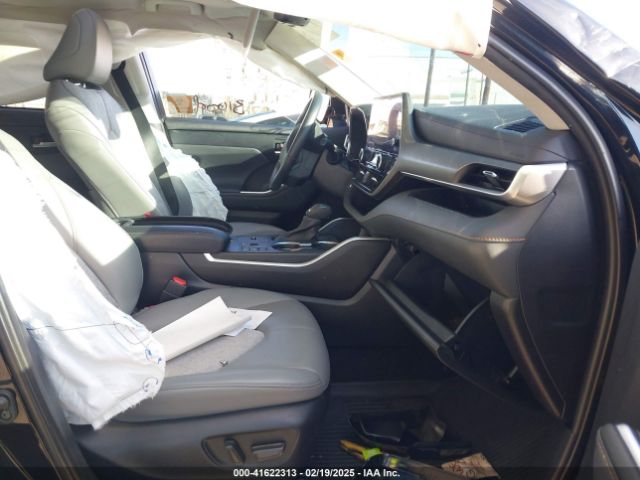5TDAARAH8PS521209 Toyota Highlander Hybrid Xle Bronze
