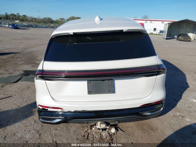 5LMPJ8J42RJ799565 Lincoln Nautilus Premiere