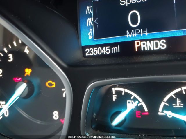 1FMCU0JD1HUE01124 Ford Escape Titanium