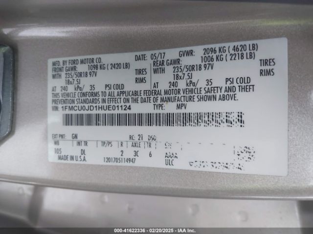 1FMCU0JD1HUE01124 Ford Escape Titanium