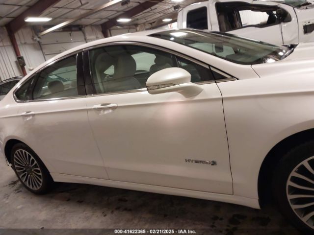 3FA6P0RU6HR301711 Ford Fusion Hybrid Titanium