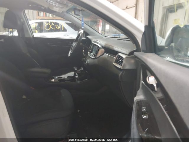 5XYPGDA52KG481202 KIA Sorento 3.3l Lx