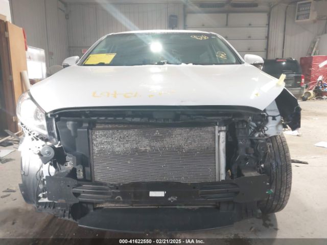 5XYPGDA52KG481202 KIA Sorento 3.3l Lx