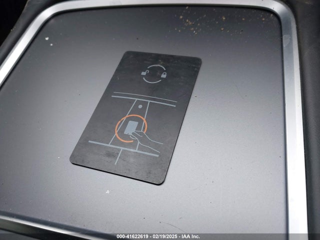 2023 TESLA MODEL 3 5YJ3E1EA7PF603125 Photo 10