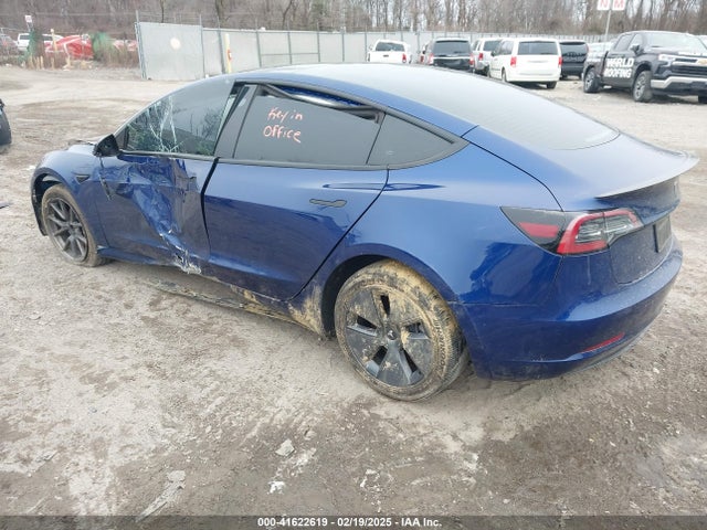 2023 TESLA MODEL 3 5YJ3E1EA7PF603125 Photo 2