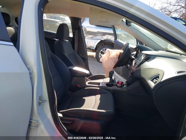 1G1BE5SMXH7111710 Chevrolet Cruze Lt Auto