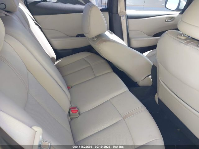 2019 NISSAN LEAF 1N4AZ1CP9KC300698 Photo 7