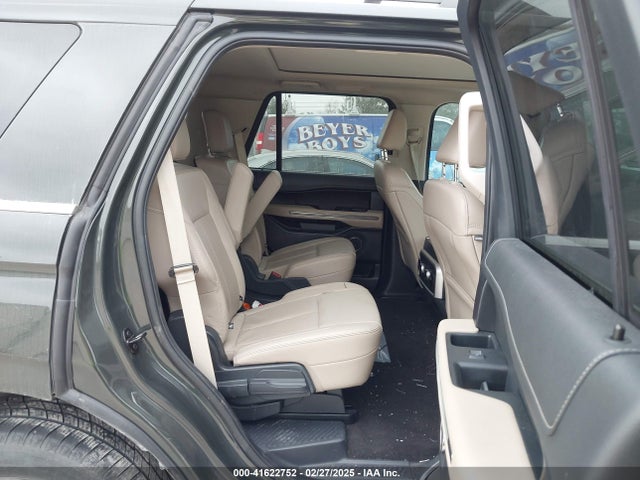 1FMJU1H85PEA53844 Ford Expedition Xlt