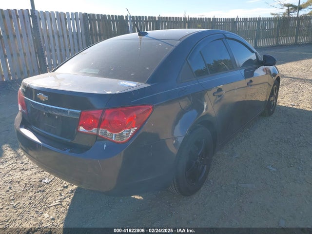 1G1PA5SG0E7427026 Chevrolet Cruze Ls Auto