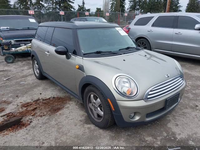 2010 MINI COOPER CLUBMAN WMWML3C59ATX37194 Photo 0