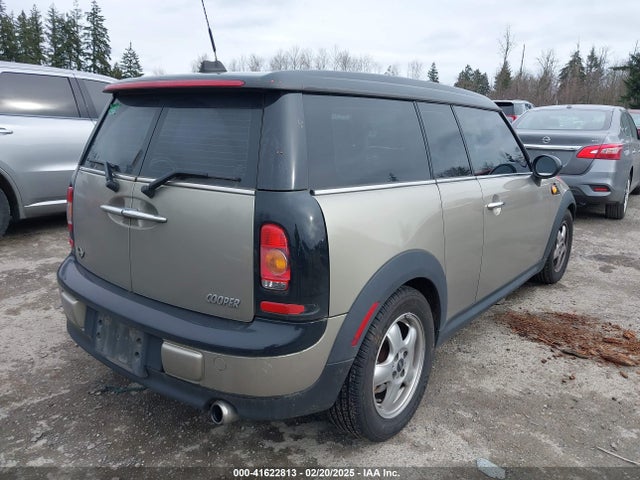 2010 MINI COOPER CLUBMAN WMWML3C59ATX37194 Photo 3