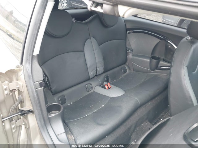 2010 MINI COOPER CLUBMAN WMWML3C59ATX37194 Photo 7