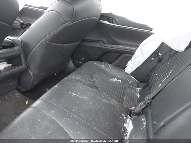 4T1B11HK6KU249105 Toyota CAMRY SE