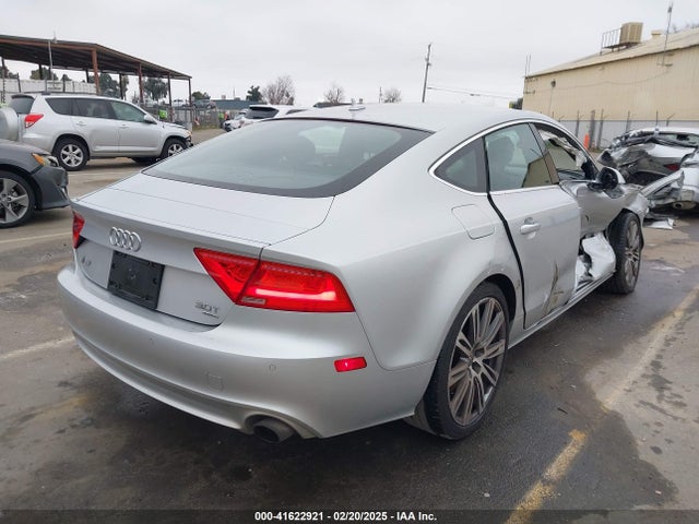 2014 AUDI A7 WAUWGAFC4EN138631 Photo 3