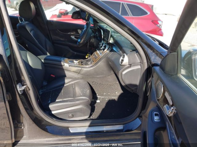 WDDWF4JBXJR395873 Mercedes-Benz C 300