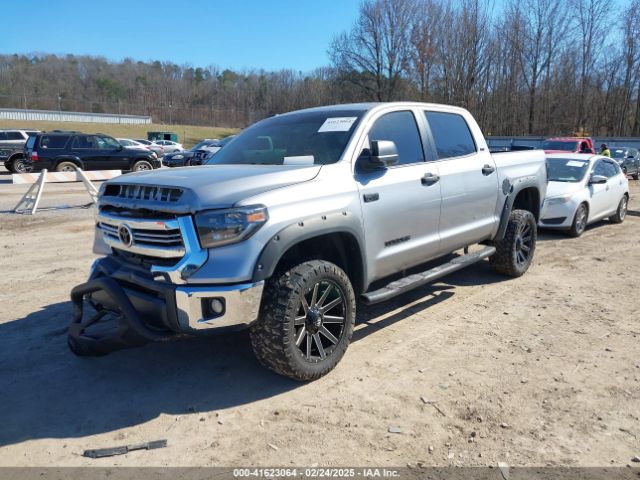 5TFDW5F10GX551527 Toyota Tundra Sr5 5.7l V8