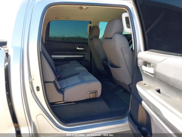 5TFDW5F10GX551527 Toyota Tundra Sr5 5.7l V8