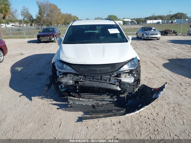 Chrysler Pacifica Touring L 2020 2C4RC1BG5LR287182 Image 12
