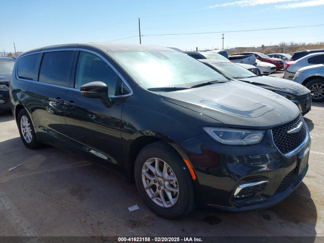 Chrysler Pacifica Touring L 2023 2C4RC1BG0PR596385 Image 13