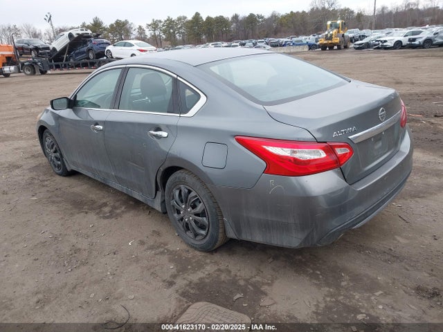 1N4AL3AP7HN362808 Nissan Altima 2.5 S
